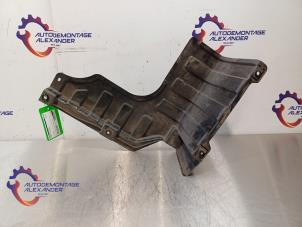 Gebruikte Afdekplaat diversen Hyundai i20 1.2i 16V Prijs € 35,01 Inclusief btw aangeboden door Alexander Autodemontage