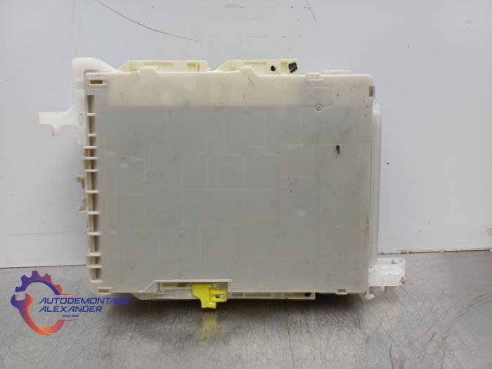 Gebruikte Module Bodycontrol Toyota Yaris III (P13) 1.5 16V Dual VVT-iE Prijs € 79,99 Inclusief btw aangeboden door Alexander Autodemontage