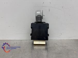 Gebruikte Ruitenwisser Module Toyota Yaris III (P13) 1.5 16V Dual VVT-iE Prijs € 30,00 Inclusief btw aangeboden door Alexander Autodemontage