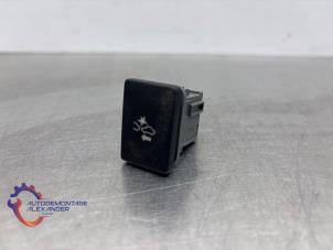 Gebruikte Schakelaar (diversen) Toyota Yaris III (P13) 1.5 16V Dual VVT-iE Prijs € 15,00 Inclusief btw aangeboden door Alexander Autodemontage