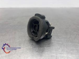 Gebruikte Tweeter Toyota Yaris III (P13) 1.5 16V Dual VVT-iE Prijs € 15,00 Inclusief btw aangeboden door Alexander Autodemontage