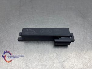 Gebruikte Keyless entry antenne Landrover Range Rover IV (LG) 4.4 SDV8 32V Prijs € 25,00 Inclusief btw aangeboden door Alexander Autodemontage