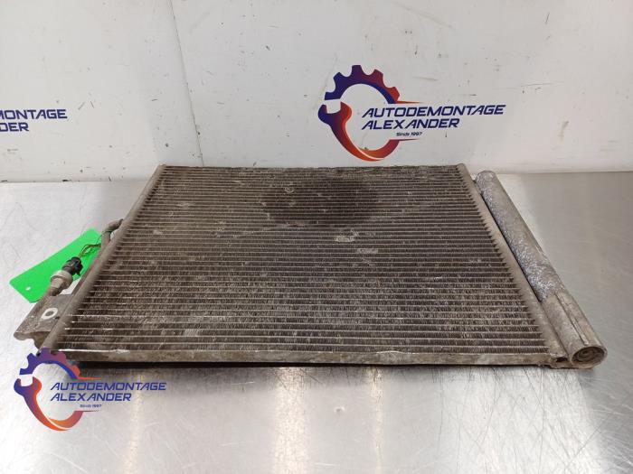 Airco Condensor van een Vauxhall Meriva Mk.II 1.3 CDTI 16V 2011