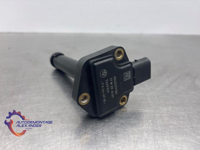 Gebruikte Olie niveau sensor BMW X5 (F15) xDrive 30d 3.0 24V Prijs op aanvraag aangeboden door Alexander Autodemontage