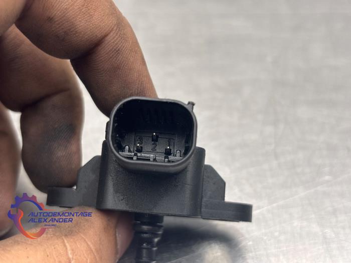 Gebruikte Druksensor Mercedes E (W211) 3.0 E-280 CDI 24V Prijs € 9,99 Inclusief btw aangeboden door Alexander Autodemontage