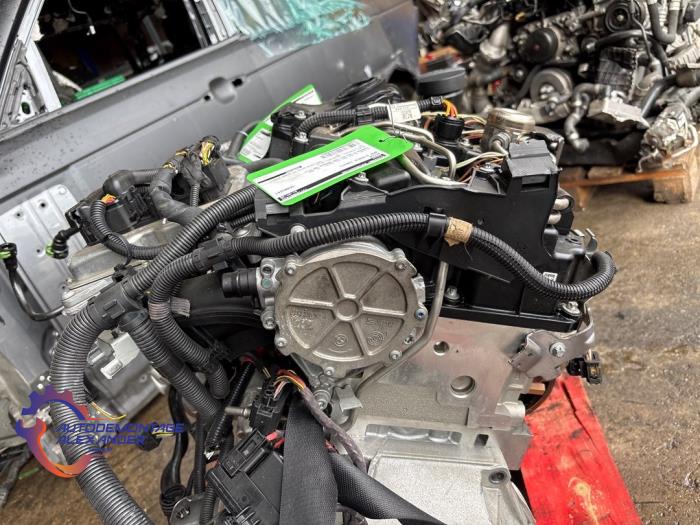 Motor van een BMW X1 (E84) sDrive 20i 2.0 16V Twin Power Turbo 2013