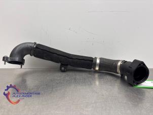 Gebruikte Intercooler Buis Audi A3 Sportback (8VA/8VF) 2.0 TDI 16V Prijs op aanvraag aangeboden door Alexander Autodemontage