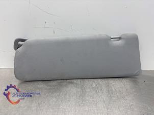 Gebruikte Zonneklep BMW 1 serie (E87/87N) 120i 16V Prijs € 15,00 Inclusief btw aangeboden door Alexander Autodemontage