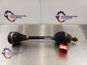 Gebruikte Aandrijfas links-voor Seat Ibiza V (KJB) 1.6 TDI 95 Prijs € 250,00 Inclusief btw aangeboden door Alexander Autodemontage