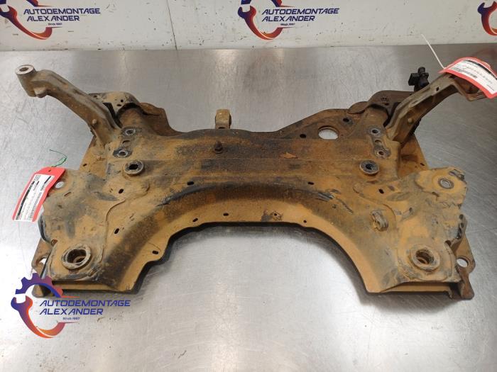 Gebruikte Subframe Peugeot 308 SW (L4/L9/LC/LJ/LR) 1.2 12V e-THP PureTech 130 Prijs € 145,00 Margeregeling aangeboden door Alexander Autodemontage