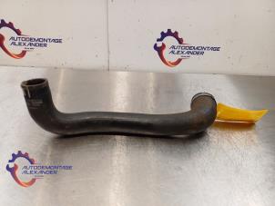 Gebruikte Intercooler Slang Landrover Range Rover IV (LG) 4.4 SDV8 32V Prijs € 43,77 Inclusief btw aangeboden door Alexander Autodemontage