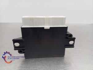 Gebruikte PDC Module Landrover Range Rover IV (LG) 4.4 SDV8 32V Prijs € 120,00 Inclusief btw aangeboden door Alexander Autodemontage