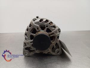 Gebruikte Dynamo Renault Clio IV Estate/Grandtour (7R) 1.2 TCE 16V GT EDC Prijs € 65,00 Inclusief btw aangeboden door Alexander Autodemontage