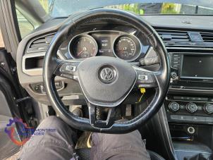 Gebruikte Cockpit Volkswagen Touran (5T1) 1.6 TDI SCR BlueMotion Technology Prijs € 339,99 Inclusief btw aangeboden door Alexander Autodemontage