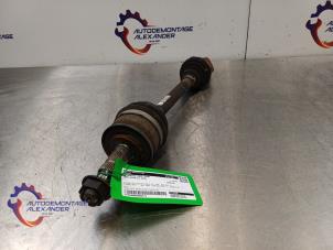 Gebruikte Aandrijfas links-voor Opel Astra K 1.2 Turbo 12V Prijs € 169,99 Inclusief btw aangeboden door Alexander Autodemontage