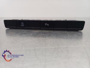 Gebruikte Schakelaar (diversen) Volkswagen Touran (5T1) 1.6 TDI SCR BlueMotion Technology Prijs € 30,00 Inclusief btw aangeboden door Alexander Autodemontage