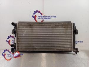Gebruikte Radiateur Volkswagen Touran (5T1) 1.6 TDI SCR BlueMotion Technology Prijs € 52,99 Inclusief btw aangeboden door Alexander Autodemontage