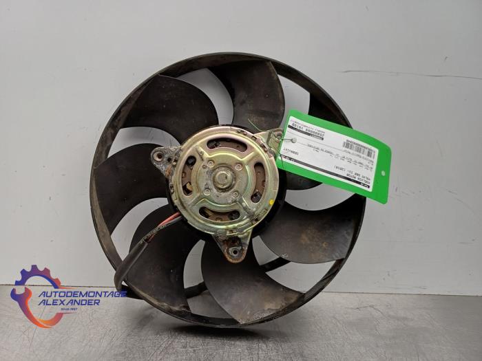 Koelvin Motor van een Volvo S60 Cross Country (FH) 2.0 D4 16V 2018