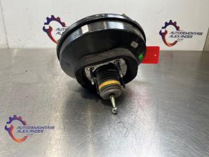 Gebruikte Rembooster Opel Crossland (X) 1.2 Turbo 12V Prijs € 65,00 Inclusief btw aangeboden door Alexander Autodemontage