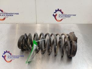 Gebruikte Schroefveer achter BMW 3 serie (E46/2) 318 Ci 16V Prijs op aanvraag aangeboden door Alexander Autodemontage