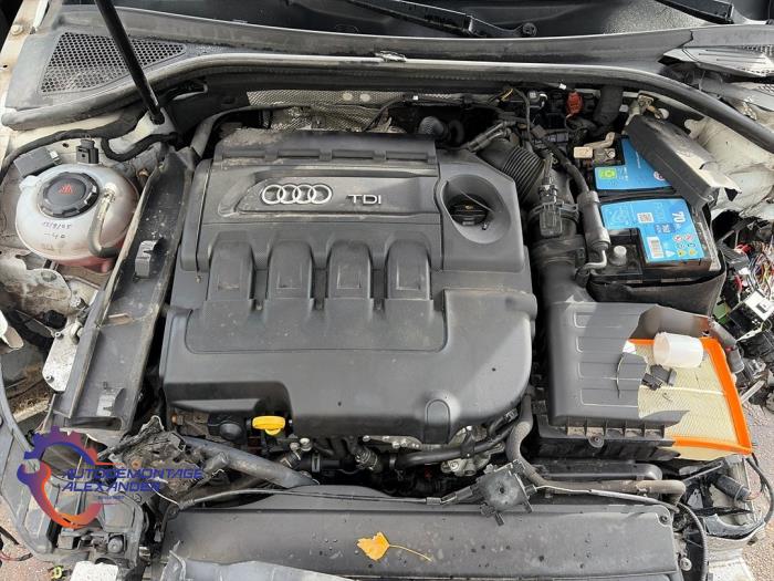 Gebruikte Mechatronic Audi A3 Sportback (8VA/8VF) 1.6 TDI 16V Prijs € 1.000,00 Margeregeling aangeboden door Alexander Autodemontage