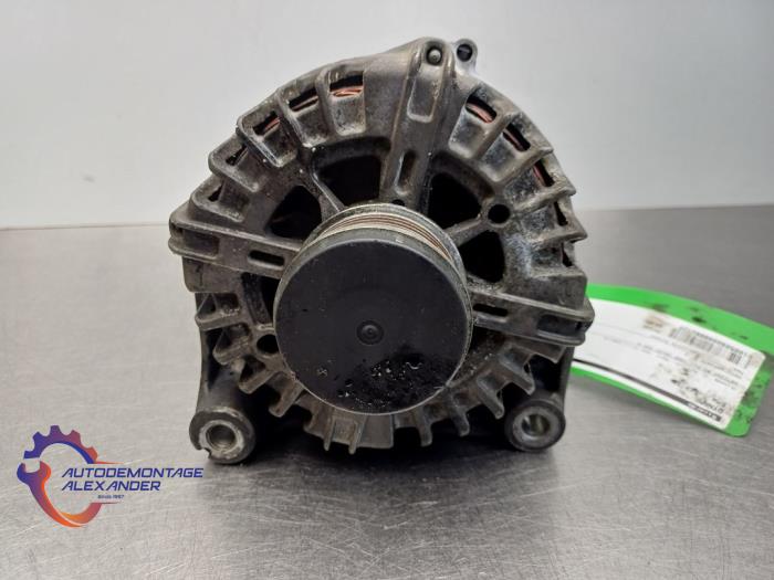 Alternator BMW 5 serie (F10), 2009 / 2016 525d 16V, Sedan, 4Dr, Diesel, 1.995cc, 160kW (218pk), RWD, N47D20D, 2011-09 / 2016-10, XA31; XA32; 5C71; 5C72 (Gebruikt)