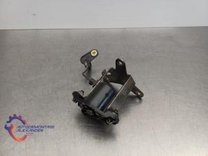 Gebruikte Olie niveau sensor Mercedes Sprinter 5t (907.6) 519 CDI 3.0 V6 24V RWD Prijs € 19,99 Inclusief btw aangeboden door Alexander Autodemontage