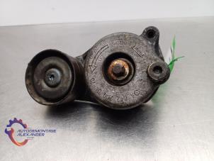 Gebruikte Spanrol Multiriem Mercedes Vito (639.6) 3.0 122 CDI V6 24V Prijs op aanvraag aangeboden door Alexander Autodemontage