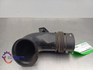 Gebruikte Aanzuigslang Lucht Citroen DS 5 2.0 BlueHDi 180 16V Prijs € 19,99 Inclusief btw aangeboden door Alexander Autodemontage