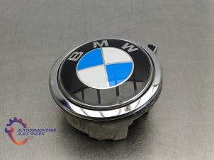 Gebruikte Achterklep Handgreep BMW 1 serie (E87/87N) 118i 16V Prijs € 30,00 Inclusief btw aangeboden door Alexander Autodemontage