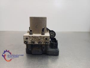 Gebruikte ABS Pomp Volkswagen Golf VI (5K1) 1.6 TDI 16V Prijs € 19,99 Inclusief btw aangeboden door Alexander Autodemontage