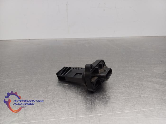 Luchtmassameter van een BMW 1 serie (F21) 116i 1.6 16V 2013