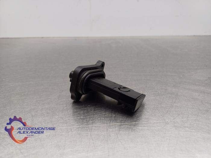 Luchtmassameter van een BMW 1 serie (F21) 116i 1.6 16V 2013