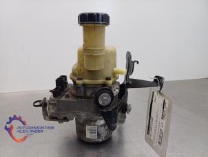 Gebruikte Pomp Servo Dacia Dokker (0S) 1.3 TCE 130 Prijs € 340,00 Inclusief btw aangeboden door Alexander Autodemontage