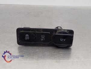 Gebruikte Schakelaar Seat Mii 1.0 12V Prijs € 42,34 Inclusief btw aangeboden door Alexander Autodemontage