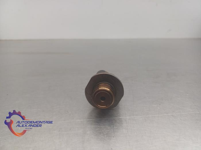 Gebruikte Brandstofdruk sensor Volkswagen Caddy Combi IV 2.0 TDI 102 Prijs op aanvraag aangeboden door Alexander Autodemontage