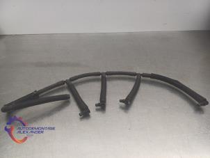 Gebruikte Brandstof retourleiding Volkswagen Passat Variant (3C5) 1.6 TDI 16V Bluemotion Prijs € 39,99 Inclusief btw aangeboden door Alexander Autodemontage