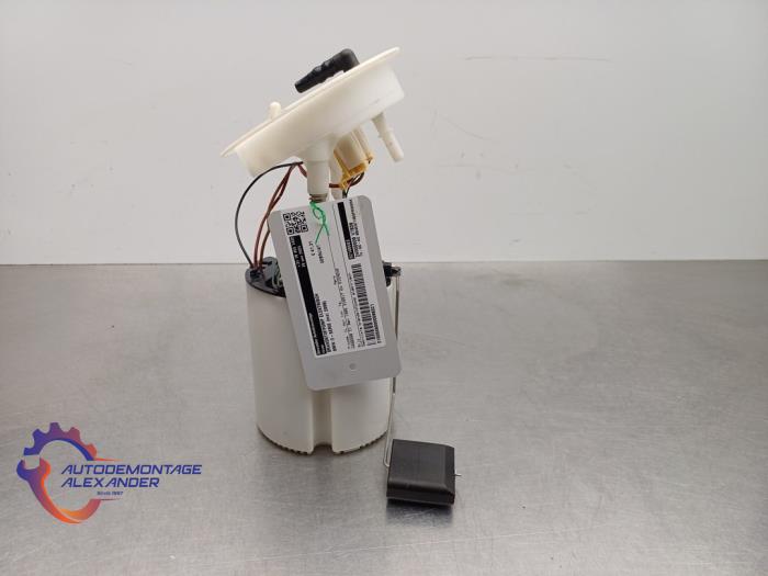 Gebruikte Tank element Pomp BMW 3 serie (E90) 320i 16V Prijs € 49,99 Inclusief btw aangeboden door Alexander Autodemontage