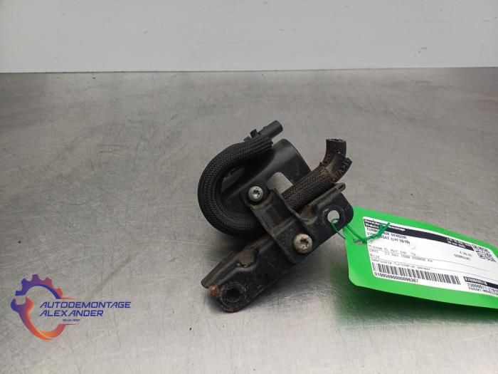 Gebruikte Turbodruk sensor Volkswagen Passat Variant (3C5) 1.6 TDI 16V Bluemotion Prijs € 34,99 Inclusief btw aangeboden door Alexander Autodemontage