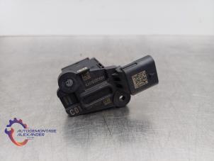 Gebruikte Luchtmassameter Opel Astra K 1.2 Turbo 12V Prijs € 54,99 Inclusief btw aangeboden door Alexander Autodemontage