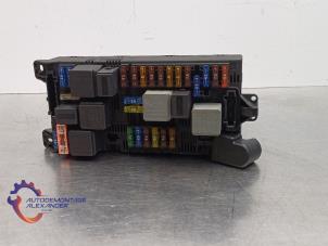 Gebruikte Comfort Module Mercedes CLS (C219) 350 3.5 V6 18V Prijs € 99,99 Inclusief btw aangeboden door Alexander Autodemontage