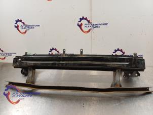 Gebruikte Bumperframe voor Volkswagen Passat (3C2) 1.4 TSI 16V Prijs € 29,95 Inclusief btw aangeboden door Alexander Autodemontage