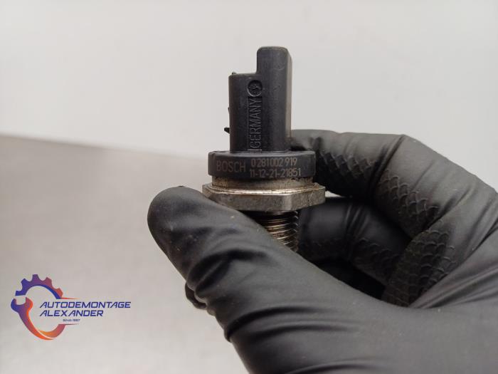 Brandstofdruk sensor van een Land Rover Range Rover Evoque (LVJ/LVS) 2.2 SD4 16V Coupe 2013