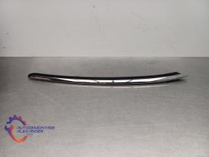 Gebruikte Carrosserielijst Citroen C4 Picasso (3D/3E) 1.6 e-HDi 115 Prijs € 30,00 Inclusief btw aangeboden door Alexander Autodemontage