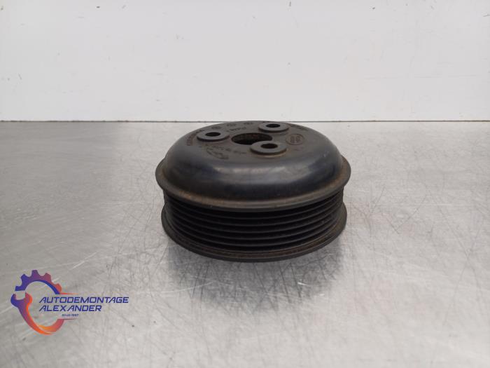 Gebruikte Waterpomp poelie Landrover Discovery Sport (LC) 2.0 TD4 180 16V Prijs € 34,99 Inclusief btw aangeboden door Alexander Autodemontage