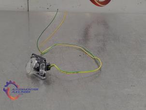 Gebruikte Instapverlichting Peugeot 3008 II (M4/MC/MJ/MR) 1.2 12V e-THP PureTech 130 Prijs € 36,30 Inclusief btw aangeboden door Alexander Autodemontage