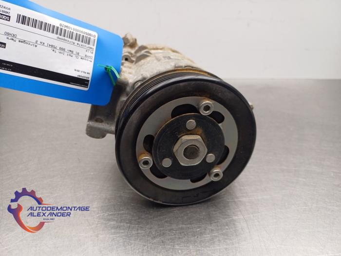 Gebruikte Aircopomp Volkswagen Polo VI (AW1) 1.0 12V BlueMotion Technology Prijs € 60,50 Inclusief btw aangeboden door Alexander Autodemontage