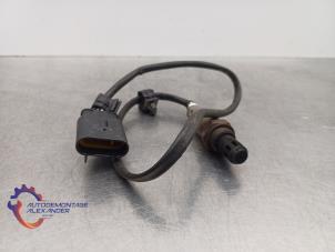 Lambda Sonde van een Fiat 500 (312) 0.9 TwinAir 85 2011