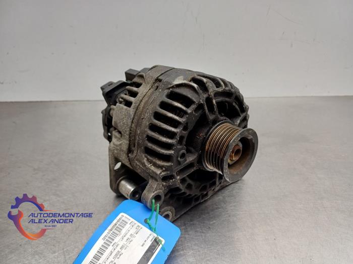 Gebruikte Dynamo Volkswagen Golf V (1K1) 1.4 FSI 16V Prijs € 30,00 Inclusief btw aangeboden door Alexander Autodemontage