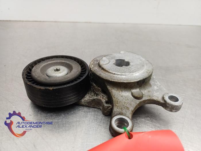 Gebruikte Spanner multiriem Mercedes A (W176) 1.6 A-180 16V Prijs € 27,50 Inclusief btw aangeboden door Alexander Autodemontage